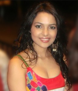 Chitrashi Rawat as Lady Inspector | Police Police Serial | Cast | Images | WAllpapers | Pics | Timing | Story
