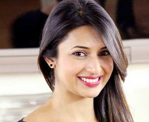 Divyanka Tripathi | First salary | Ishita first salary